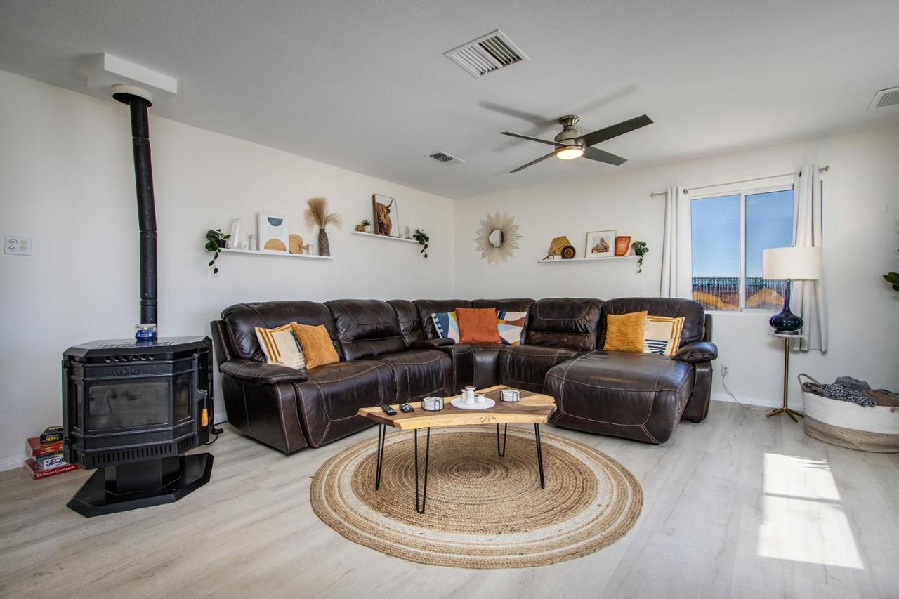 Sapphire Haven + Casita! Pool + Spa + Movie Theatre + 10 Min To Monument! جوشوا تري المظهر الخارجي الصورة